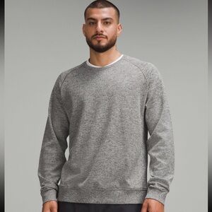 NWT lululemon // engineered warmth long sleeve crew